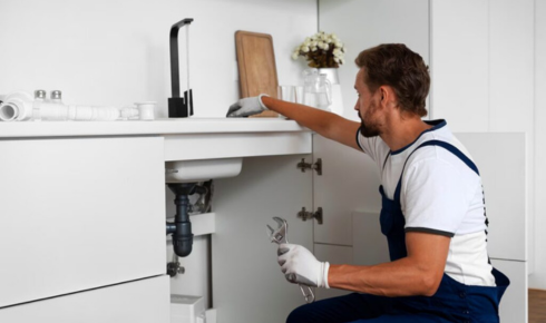  Signs Your Bathroom Needs Plumbing Attention (Before Something Breaks)